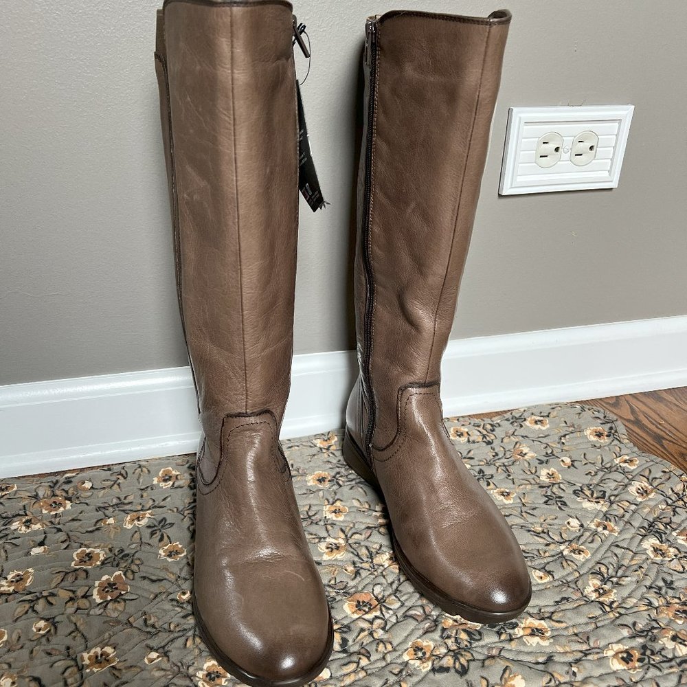 Taos Comfort Leather Boots - Size 8-8.5 in Taupe – New